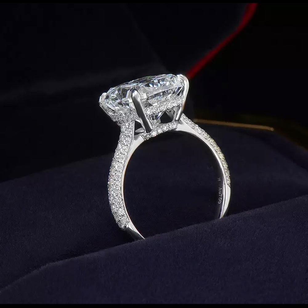 Stunning Sterling silver Cushion cut 3ct AAAAA CZs - Picture 5 of 6
